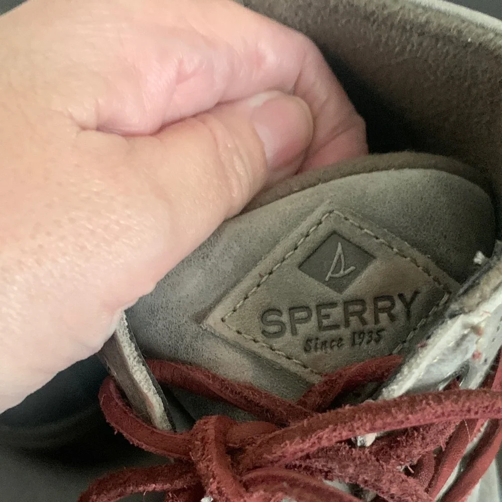 Sperry Duck Boots Gray and Red Lace Up Boots. - Picture 2 of 8